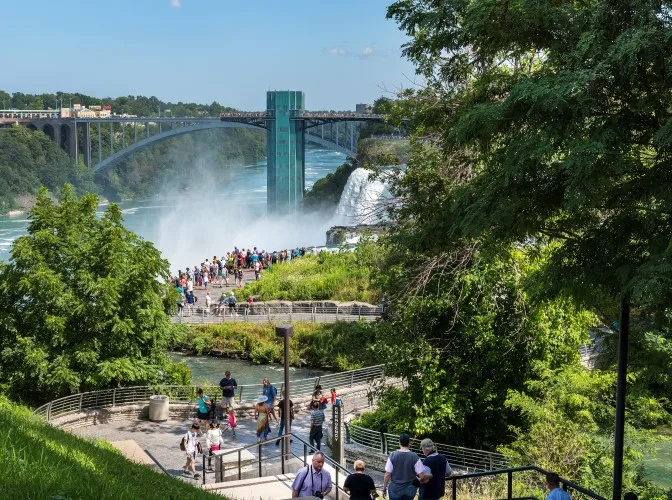 Revitalizing Niagara Falls