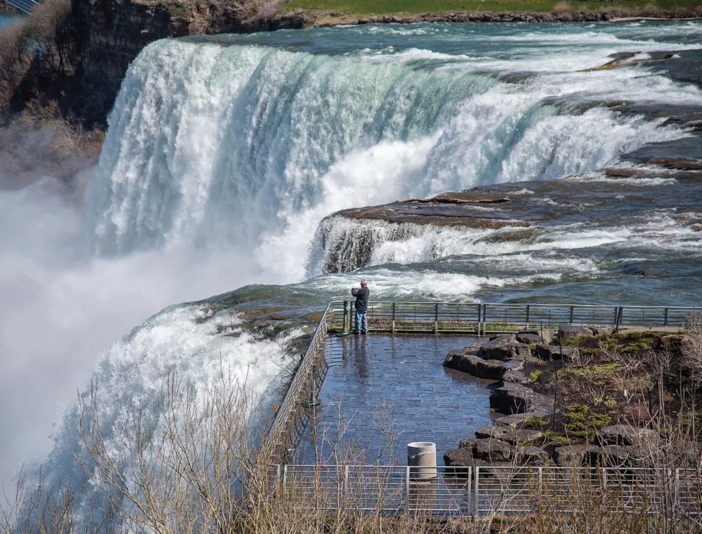Revitalizing Niagara Falls